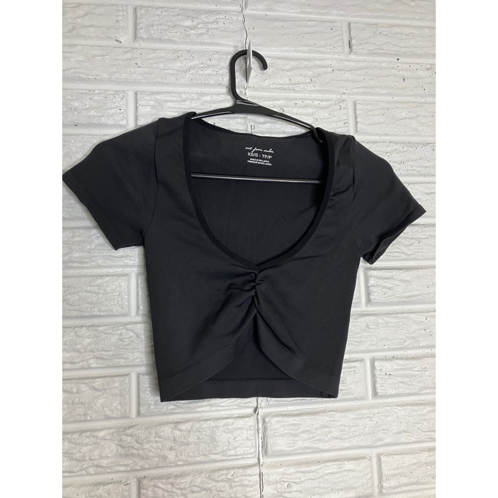 Out From Under Crop Top Womens XS/S Black Excellent Ribbed Ruched‎ Short Sleeve